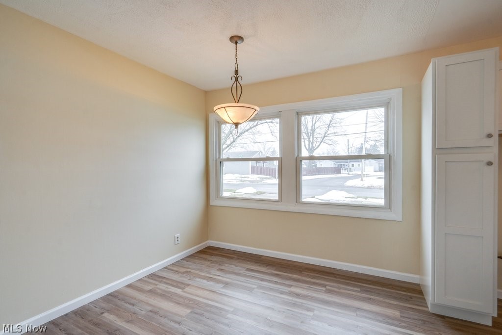 1203 Sarlson Avenue Akron OH 44314