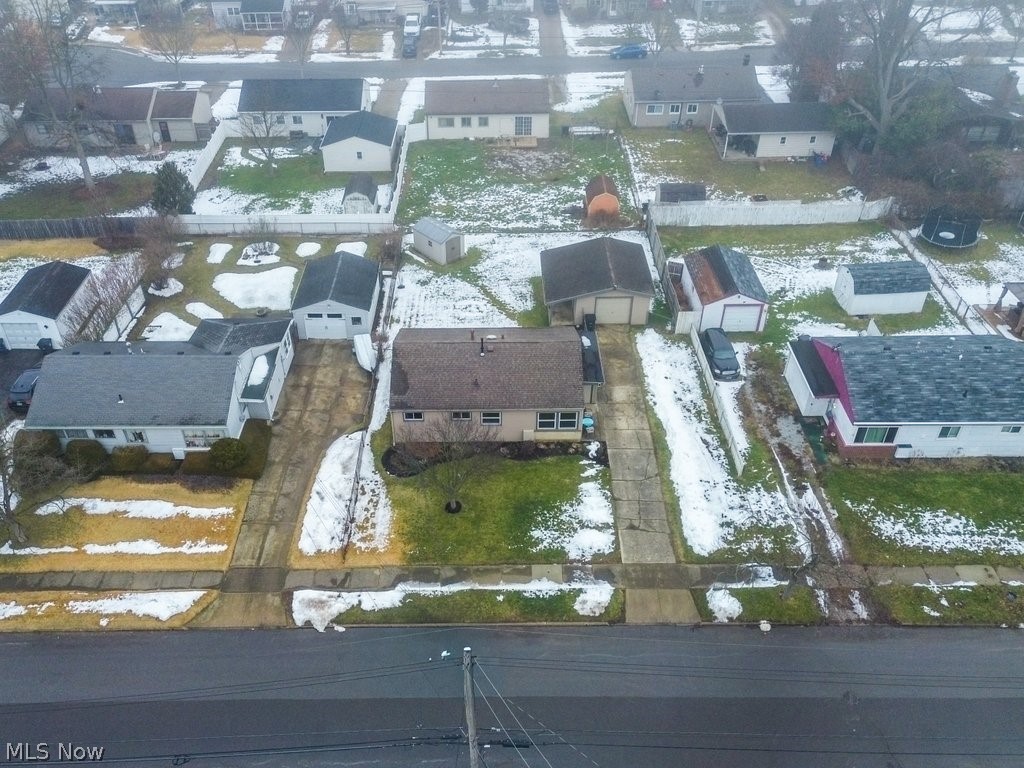 1203 Sarlson Avenue Akron OH 44314