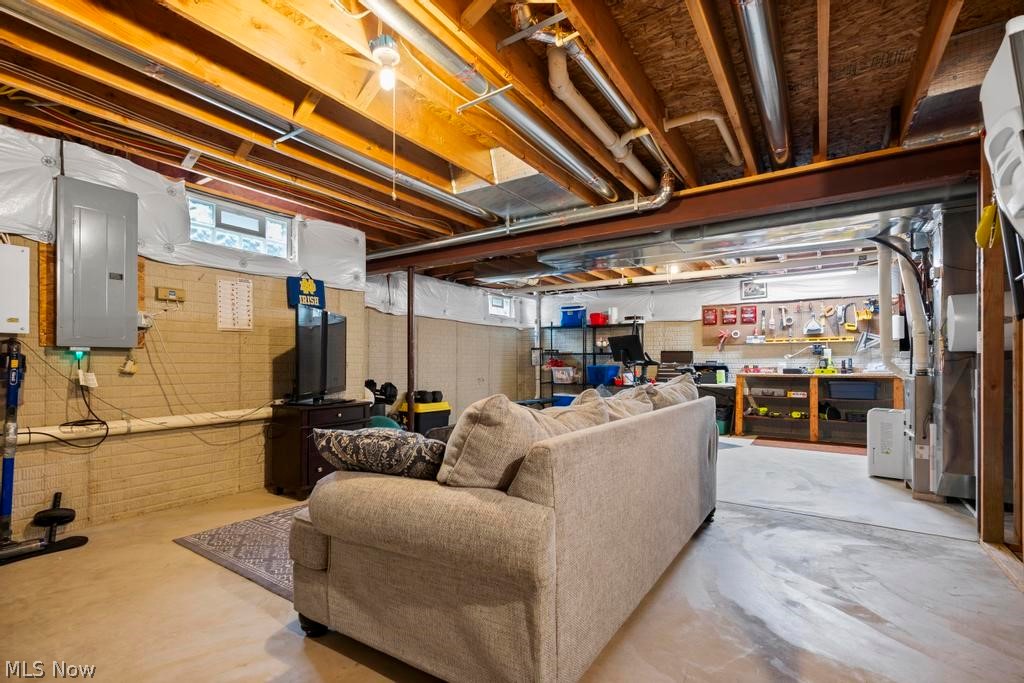 33269 Canterbury Road Avon Lake OH 44012