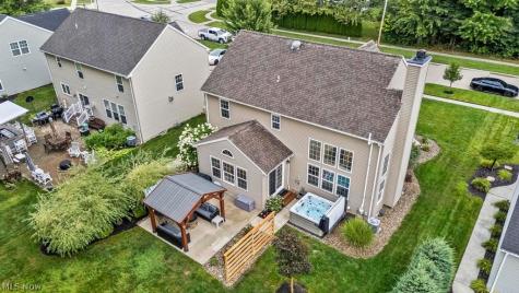 33269 Canterbury Road Avon Lake OH 44012