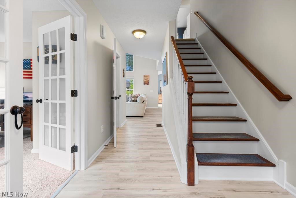 33269 Canterbury Road Avon Lake OH 44012