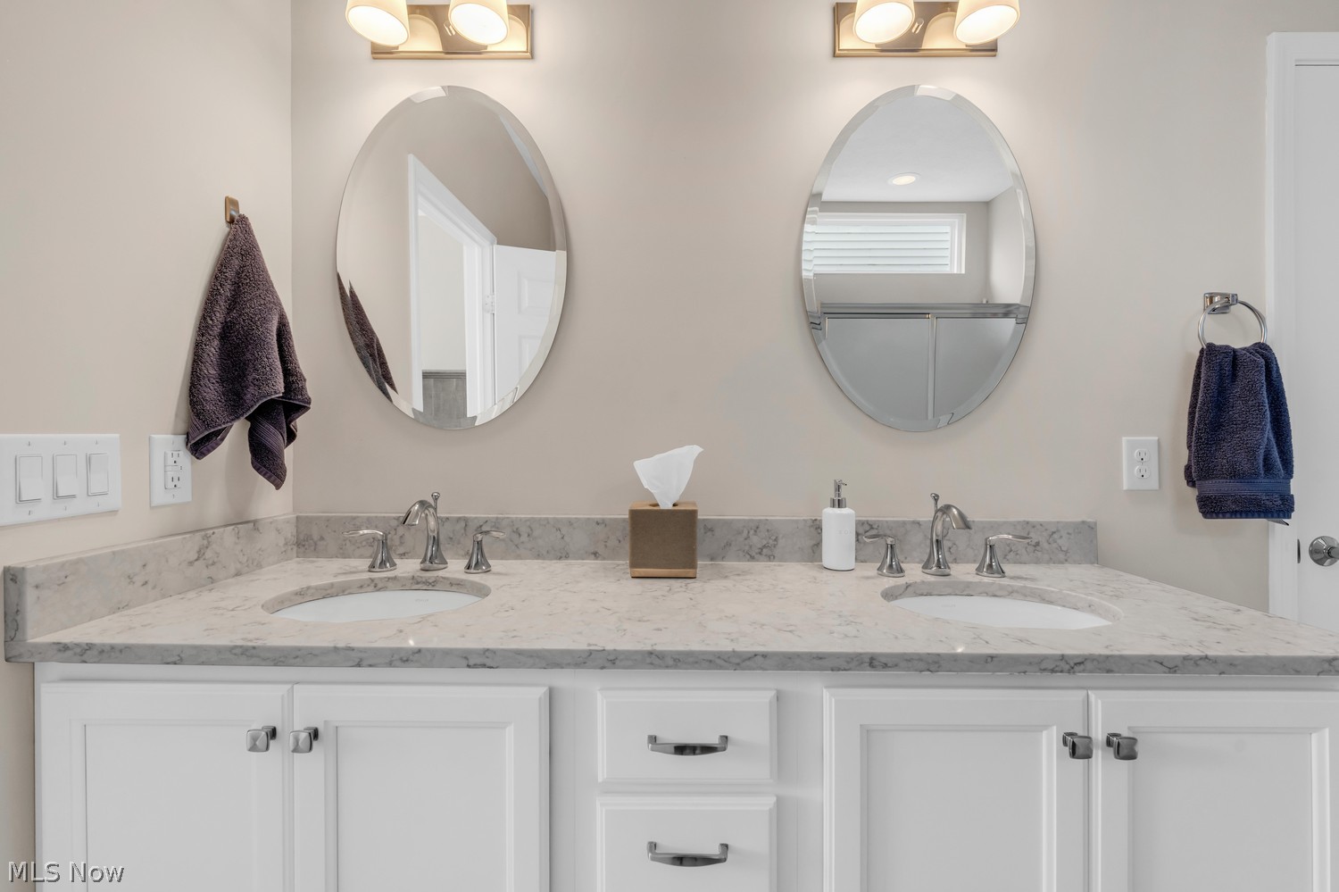 33201 Brookcrest Place Avon Lake OH 44012