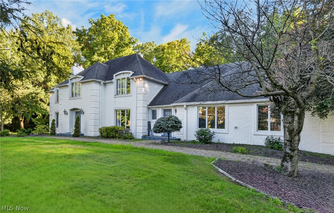 1969 Twin Oaks Drive Girard OH 44420