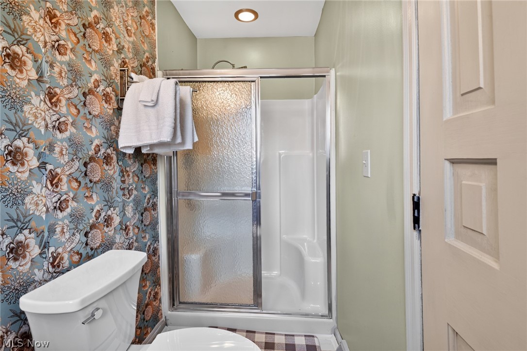 1969 Twin Oaks Drive Girard OH 44420