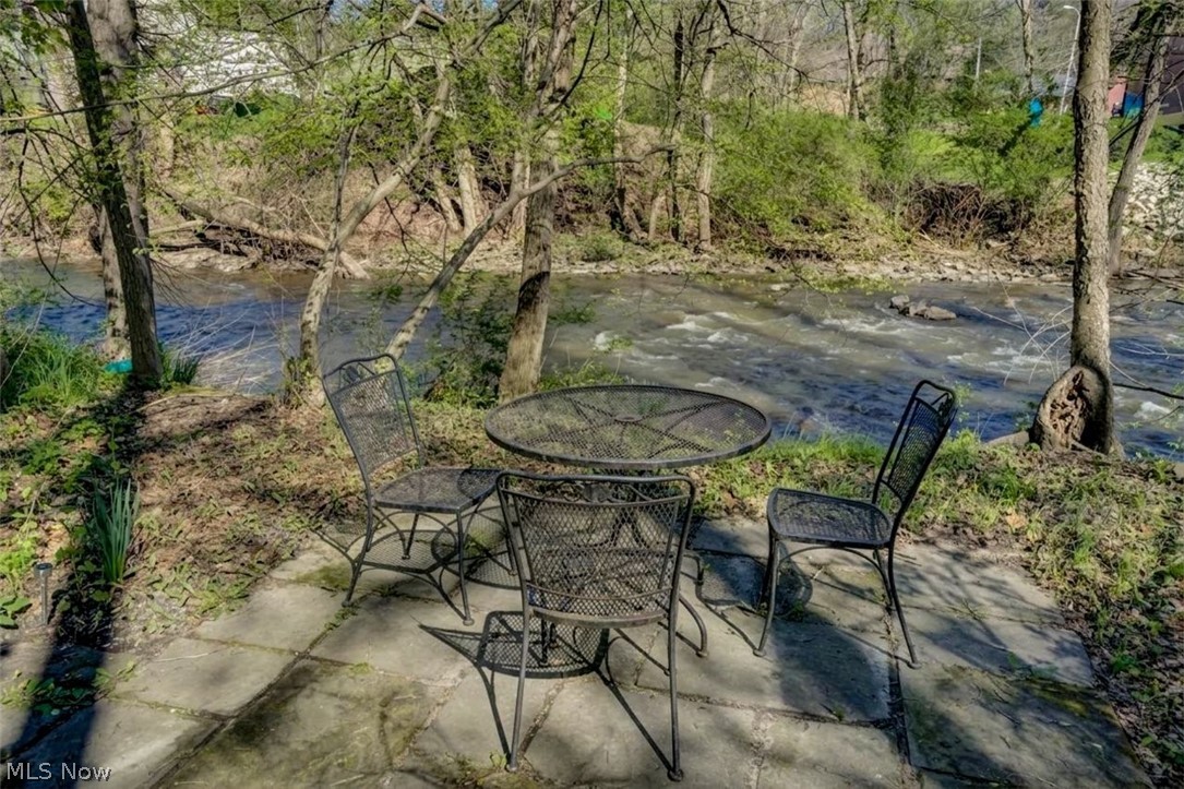 197 Miles Road Chagrin Falls OH 44022