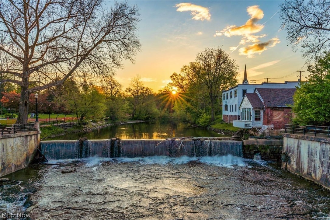 197 Miles Road Chagrin Falls OH 44022