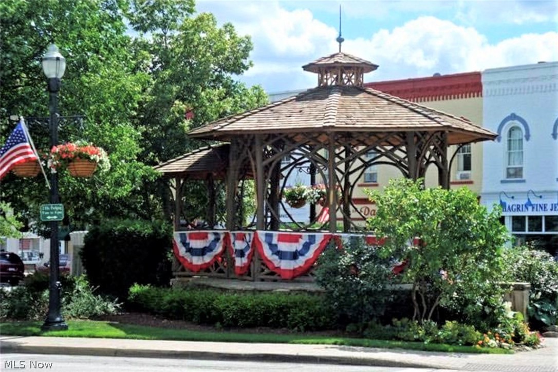 197 Miles Road Chagrin Falls OH 44022