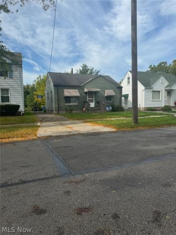 3292 E 147th Street Cleveland OH 44120