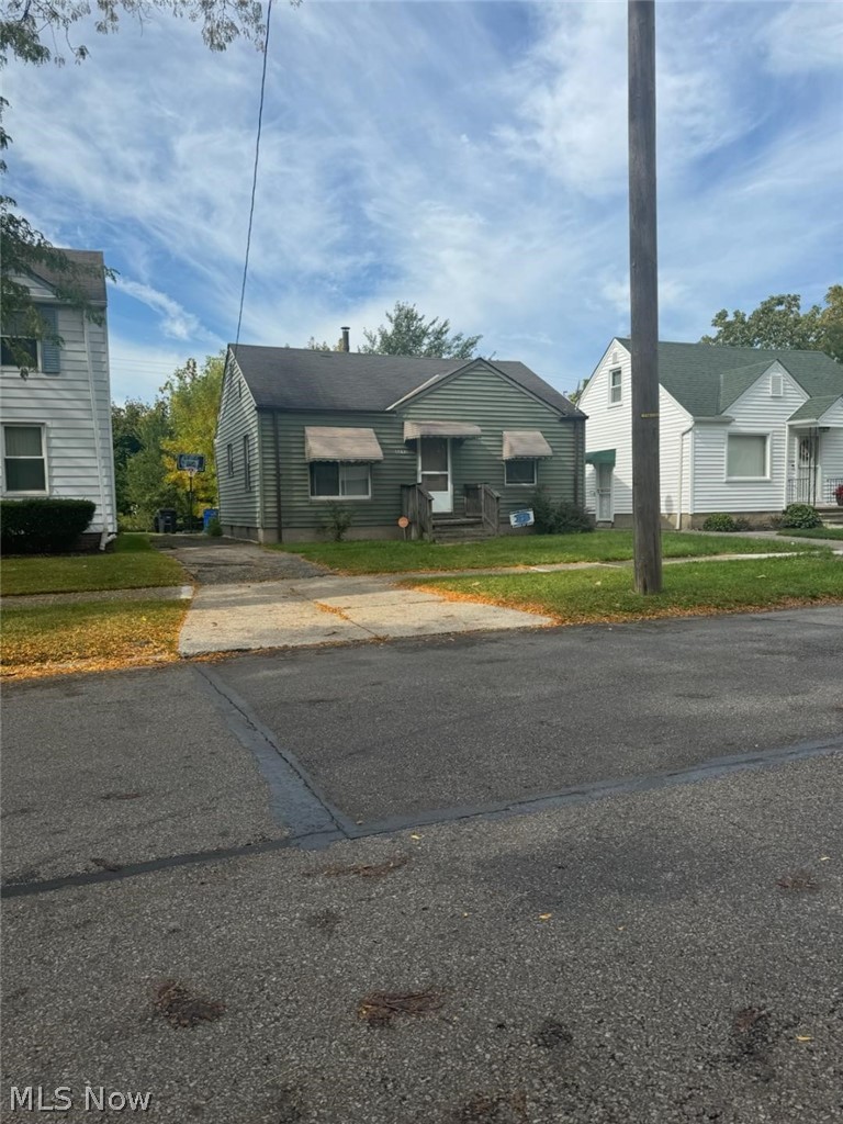 3292 E 147th Street Cleveland OH 44120