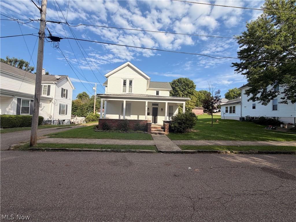 617 Park Avenue Barnesville OH 43713