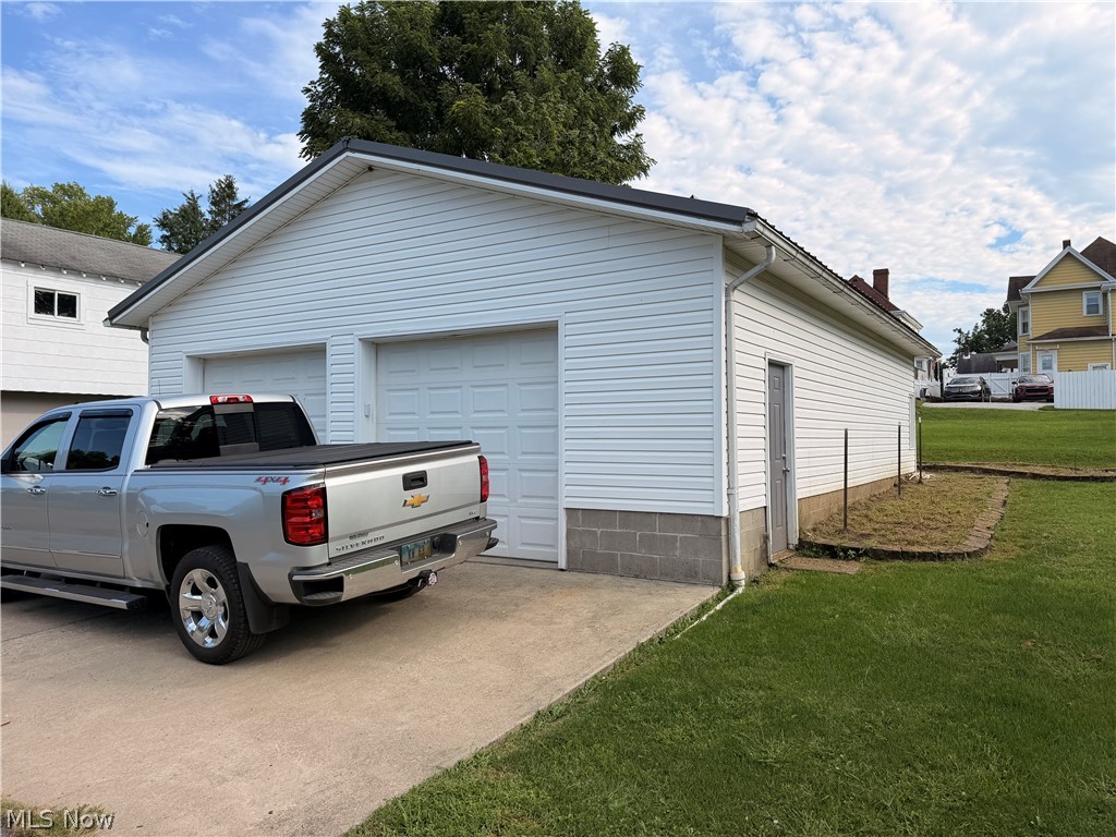 617 Park Avenue Barnesville OH 43713