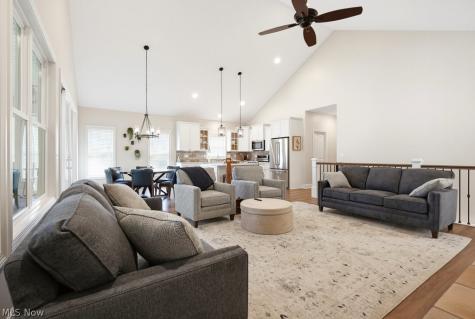 335 Dorwil Drive Coventry OH 44319