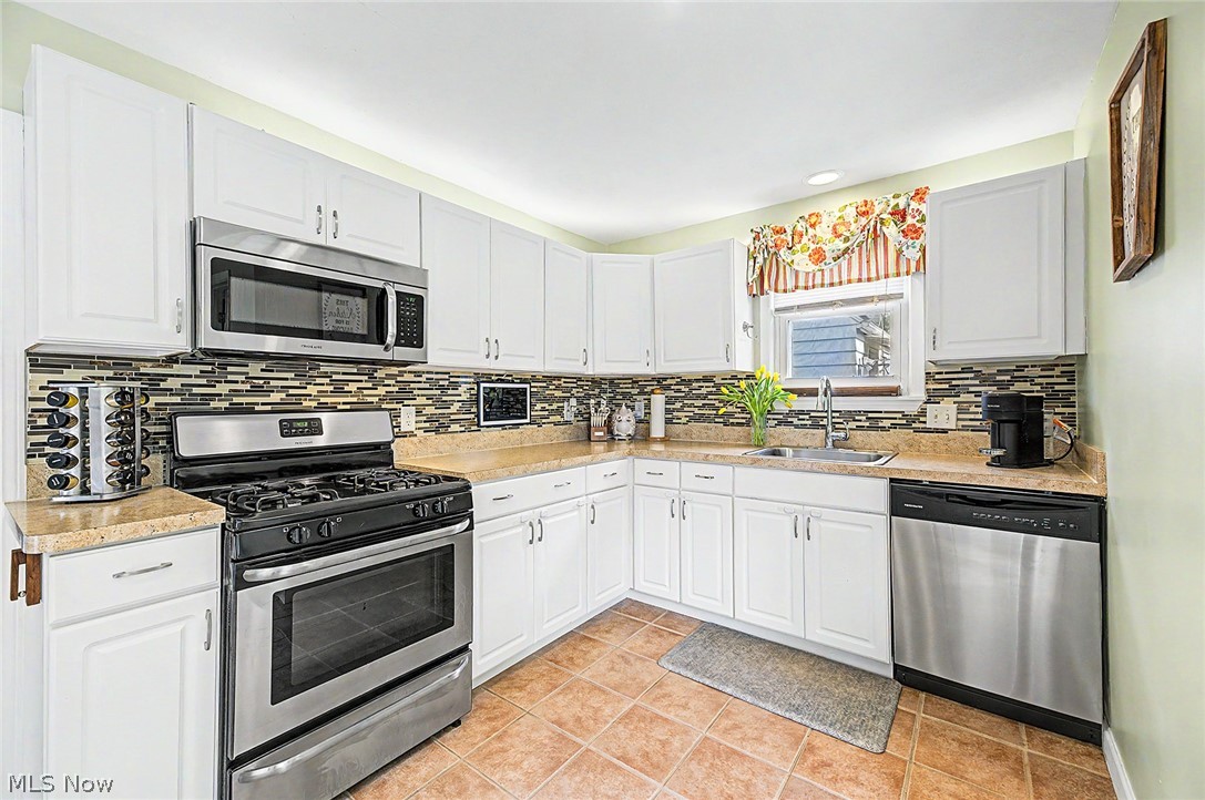4664 Brookwood Drive Brooklyn OH 44144
