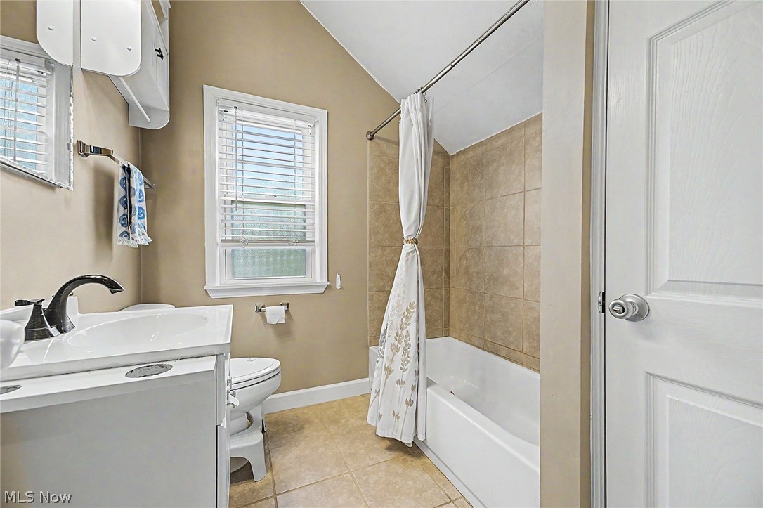 4664 Brookwood Drive Brooklyn OH 44144