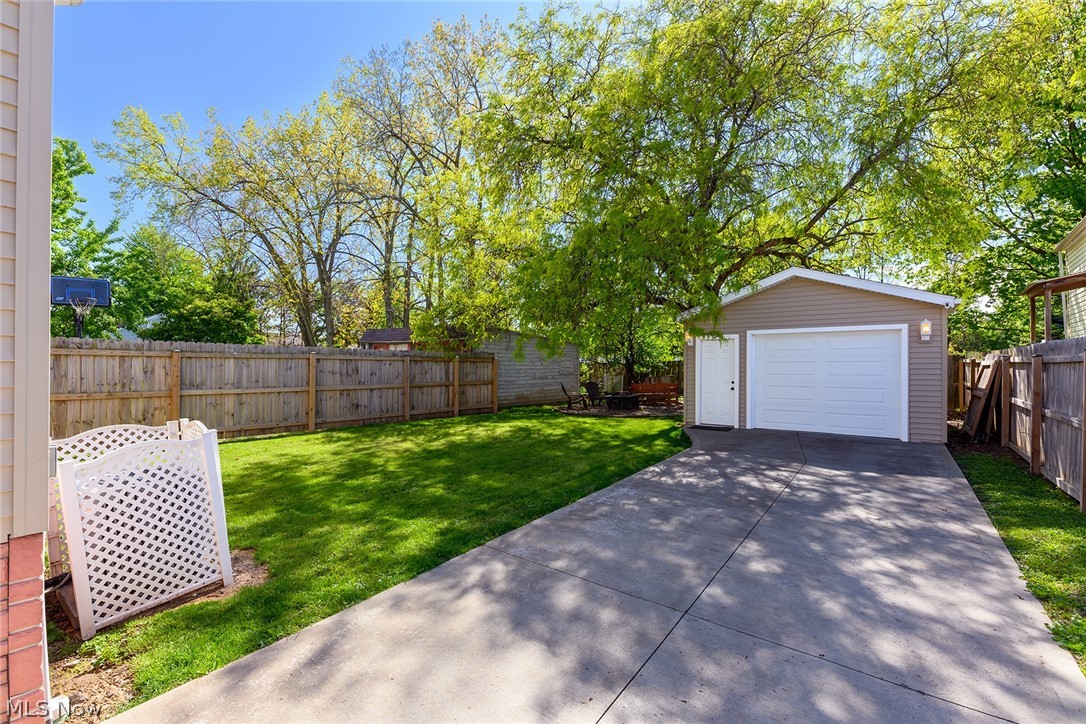 4664 Brookwood Drive Brooklyn OH 44144