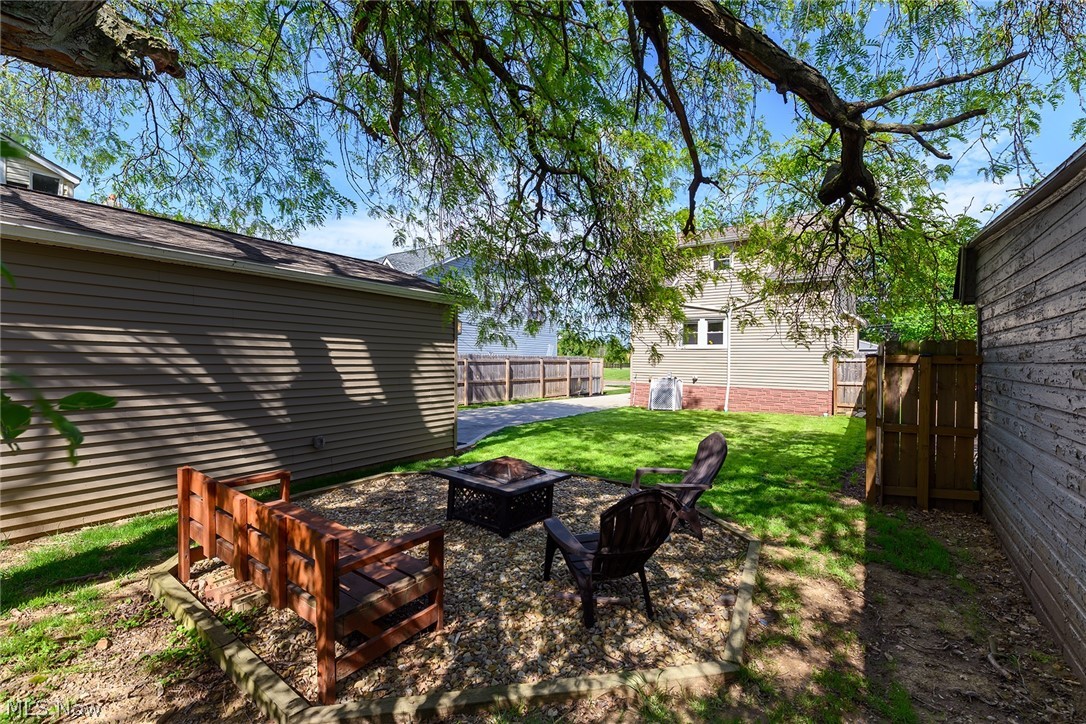 4664 Brookwood Drive Brooklyn OH 44144