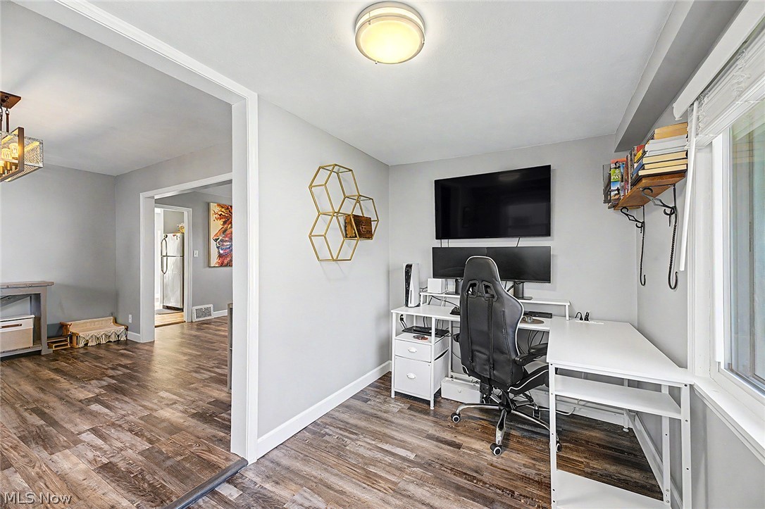 4664 Brookwood Drive Brooklyn OH 44144