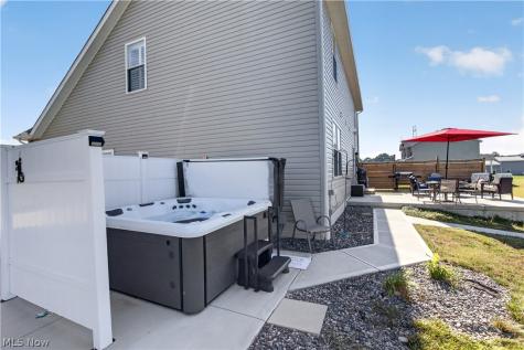 48600 Middle Ridge Road Amherst OH 44001