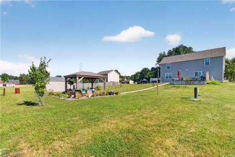 48600 Middle Ridge Road Amherst OH 44001
