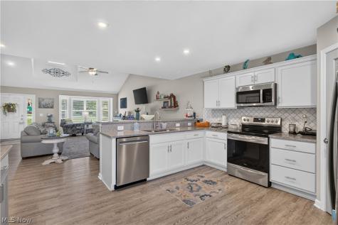 48600 Middle Ridge Road Amherst OH 44001