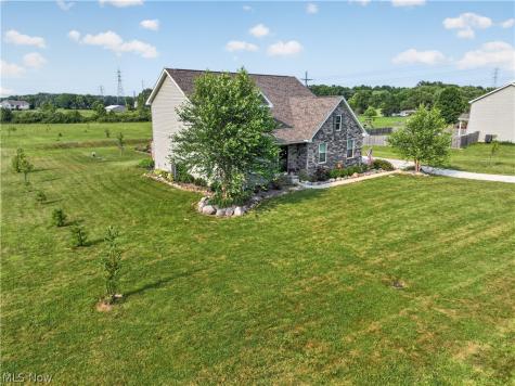 48600 Middle Ridge Road Amherst OH 44001