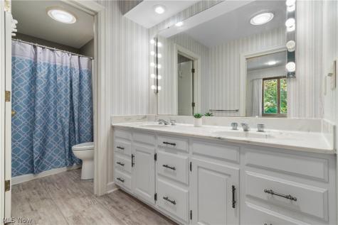 865 E Highland Avenue Wooster OH 44691