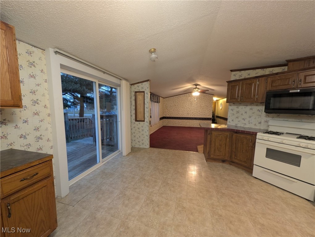 9623 Yoder Road Sterling OH 44276