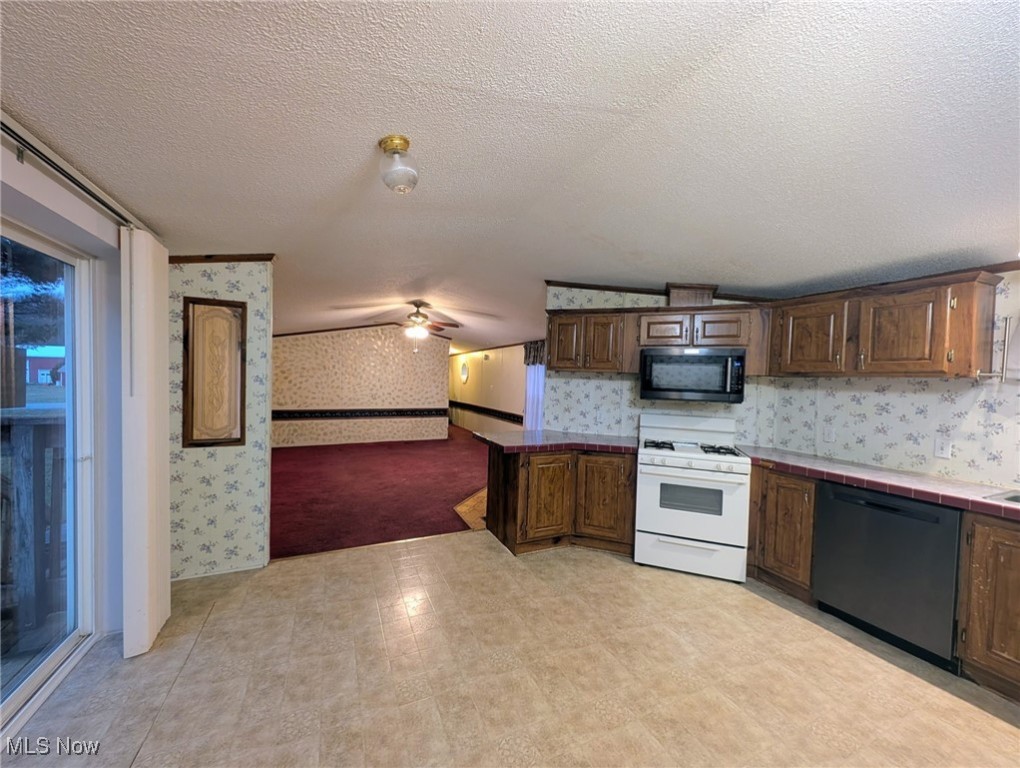 9623 Yoder Road Sterling OH 44276
