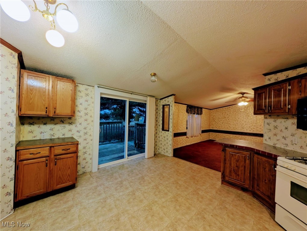 9623 Yoder Road Sterling OH 44276