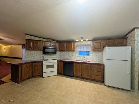 9623 Yoder Road Sterling OH 44276