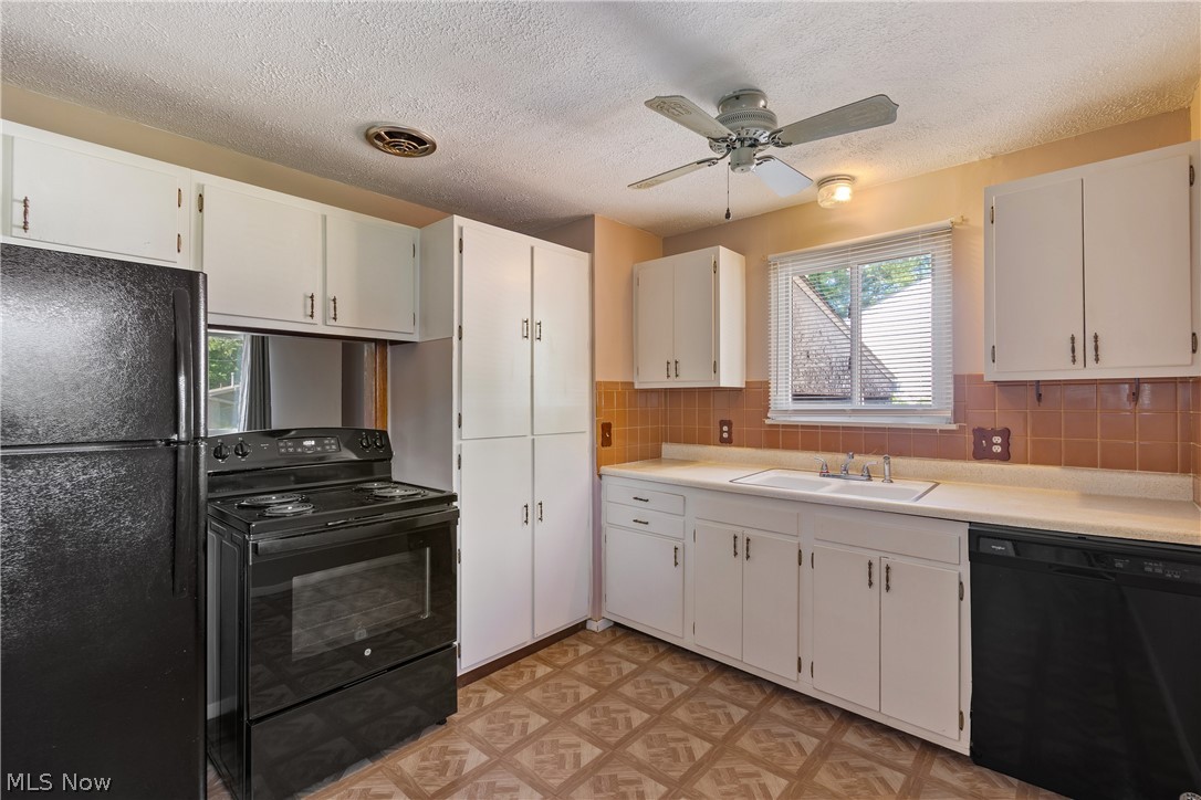 915 Valley Drive NW North Canton OH 44720