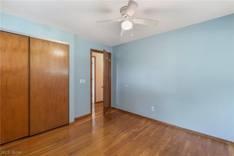 915 Valley Drive NW North Canton OH 44720