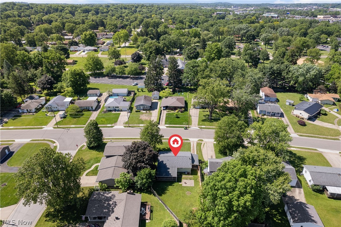915 Valley Drive NW North Canton OH 44720