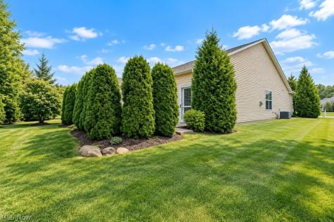 7967 Dovegate Drive Mentor OH 44060