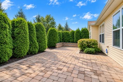 7967 Dovegate Drive Mentor OH 44060