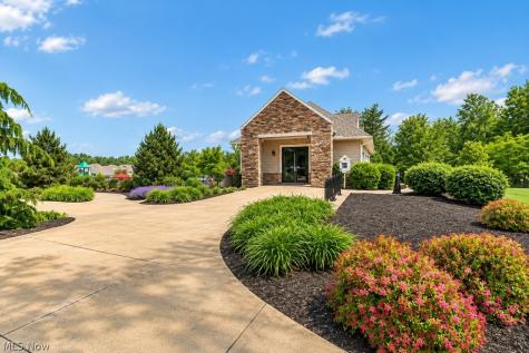 7967 Dovegate Drive Mentor OH 44060