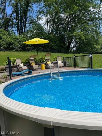 165 Woodsdale Drive Mogadore OH 44260