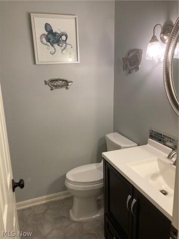 165 Woodsdale Drive Mogadore OH 44260