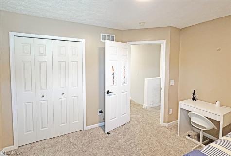 7604 Meadow Brooke Way Northfield OH 44067