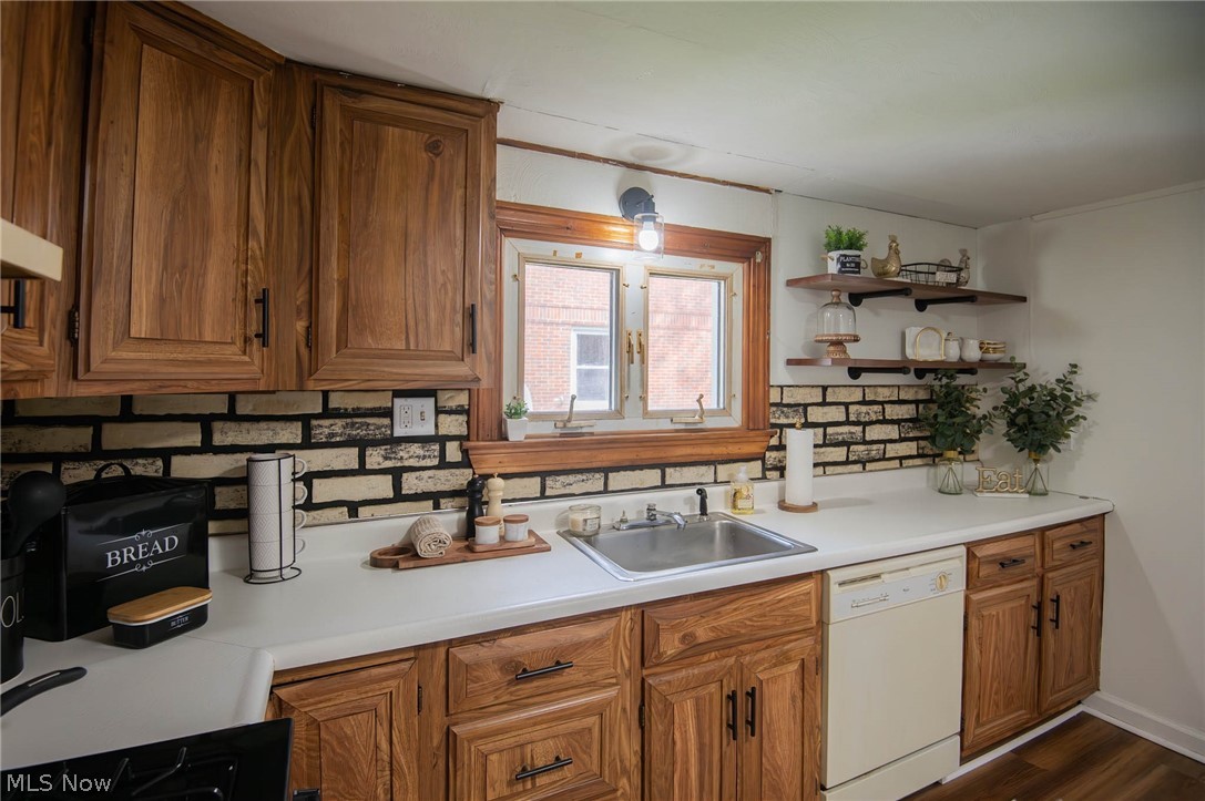 1528 Stepney Street Niles OH 44446