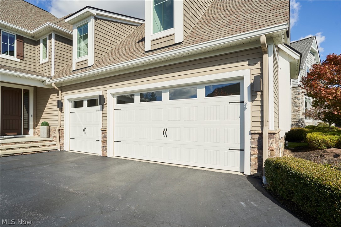 17552 Gates Landing Drive Chagrin Falls OH 44023