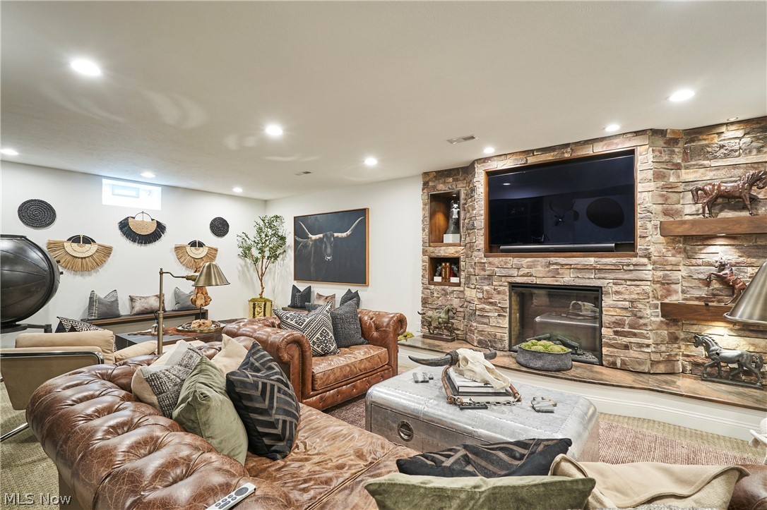 17552 Gates Landing Drive Chagrin Falls OH 44023
