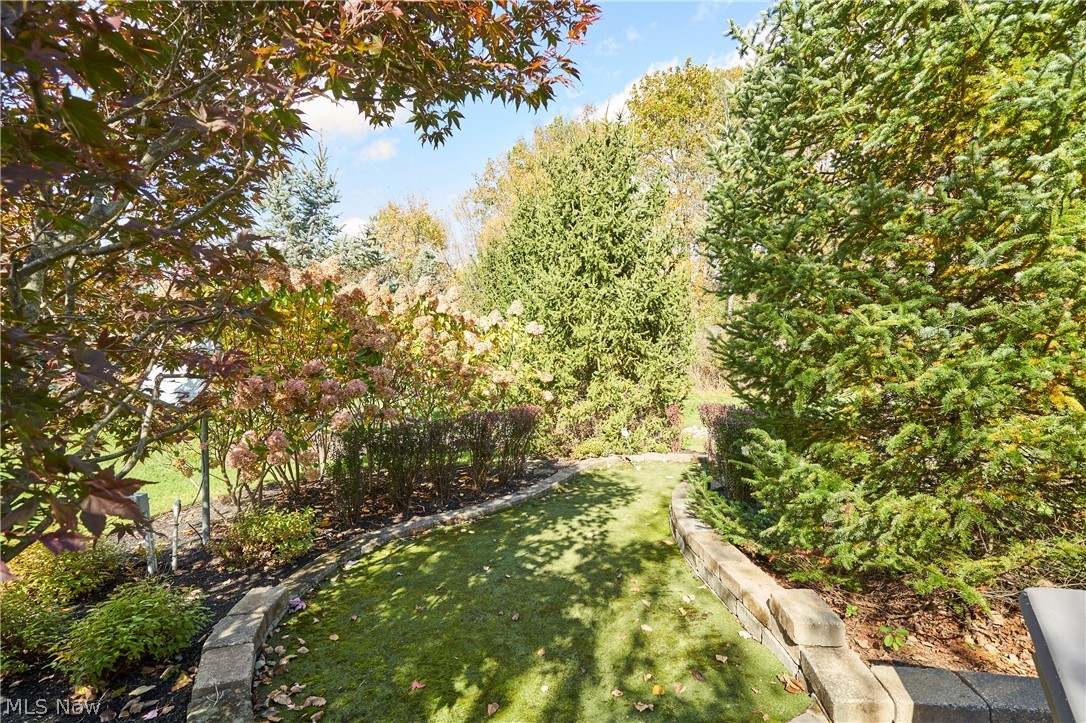 17552 Gates Landing Drive Chagrin Falls OH 44023