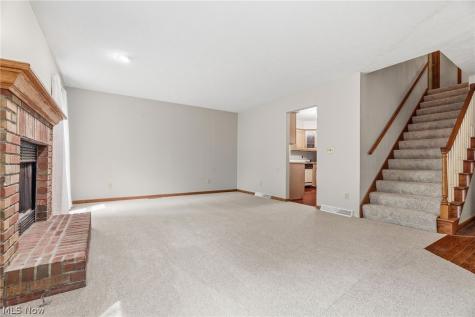 5882 Indian Creek Circle NW Canton OH 44718