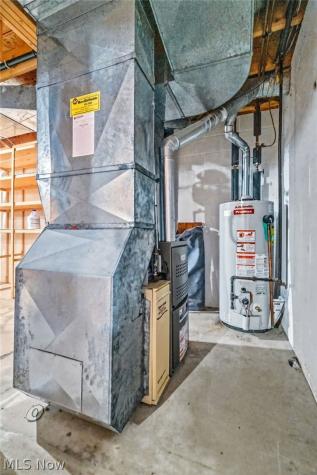 5882 Indian Creek Circle NW Canton OH 44718