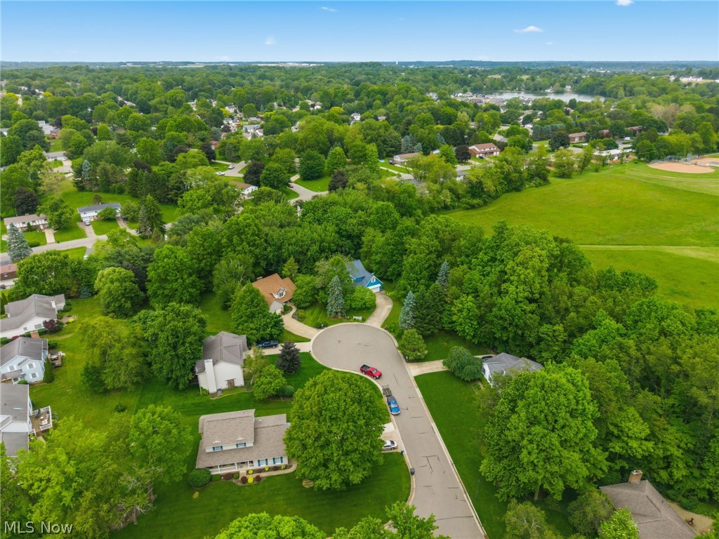 5882 Indian Creek Circle NW Canton OH 44718