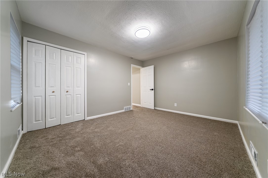 5087 E 86th Street Garfield Heights OH 44125