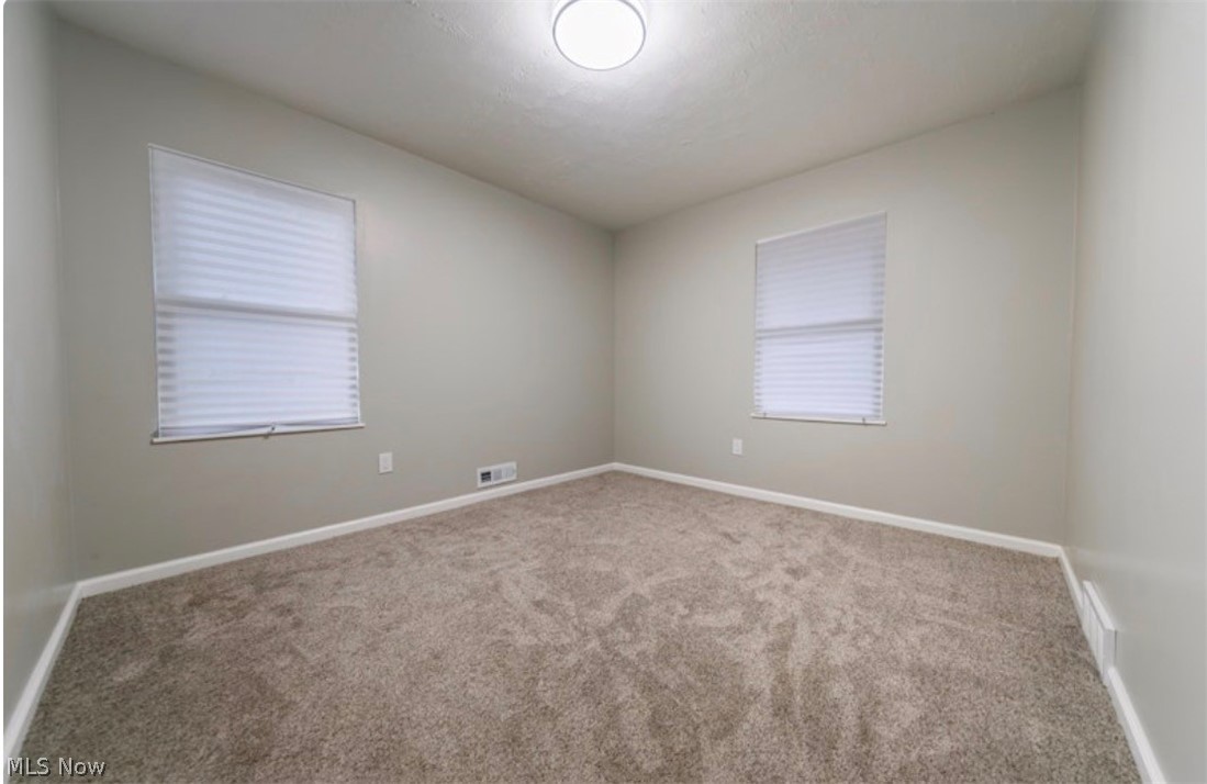 5087 E 86th Street Garfield Heights OH 44125