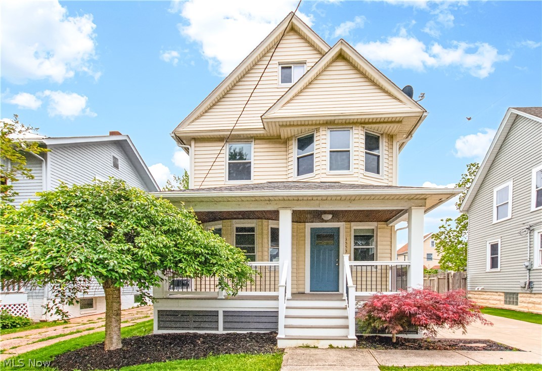 1553 Rockway Avenue Lakewood OH 44107