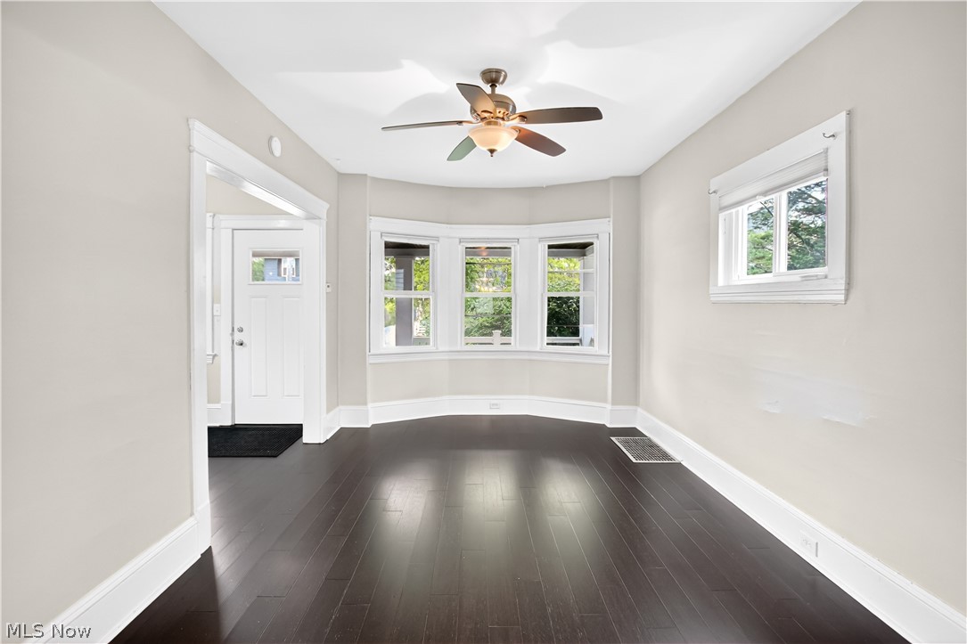 1553 Rockway Avenue Lakewood OH 44107